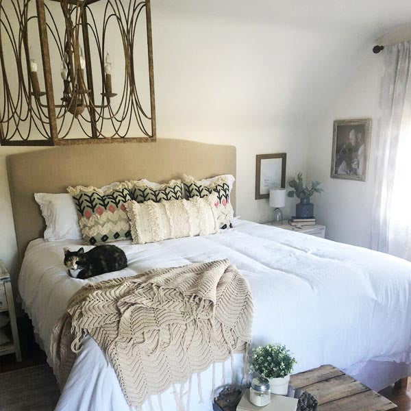 *HUUUGE* Rustic Ornate Chandelier