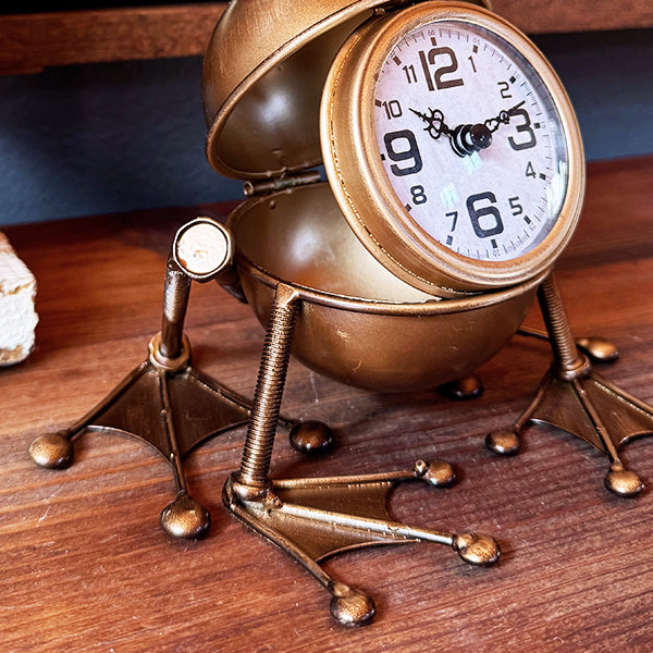 Bronze Metal Frog Table Clock