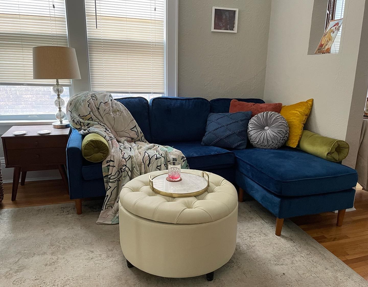 Round Pleated Soft Velvet Throw Pillow-Tolkye