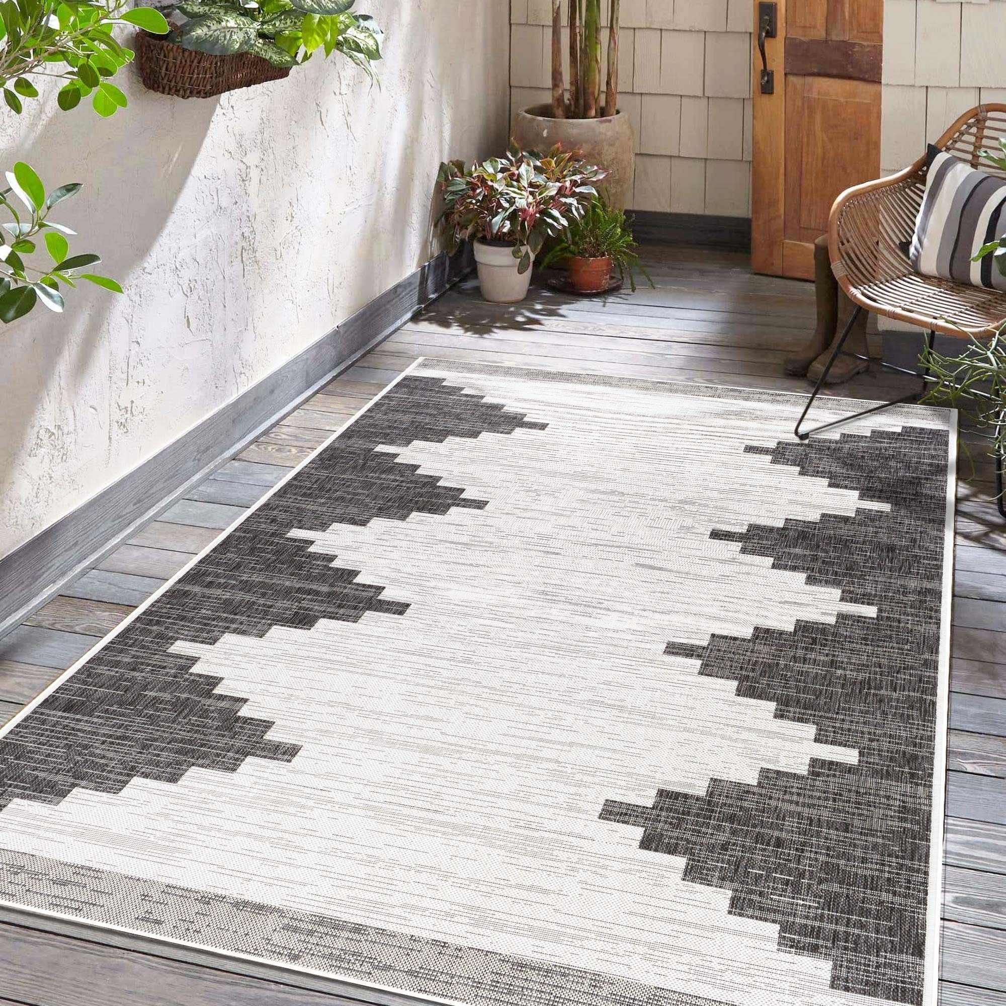 Contemporary Outdoor Rug