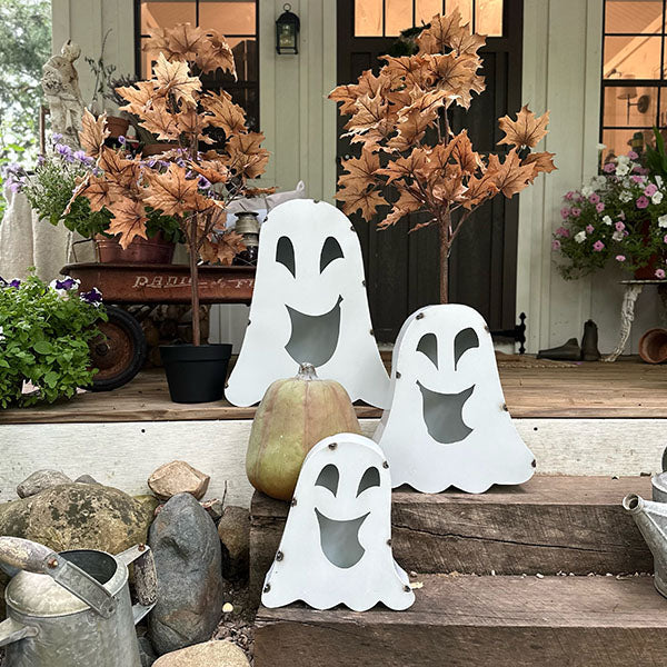 Metal Friendly Ghost Lanterns, Set of 3