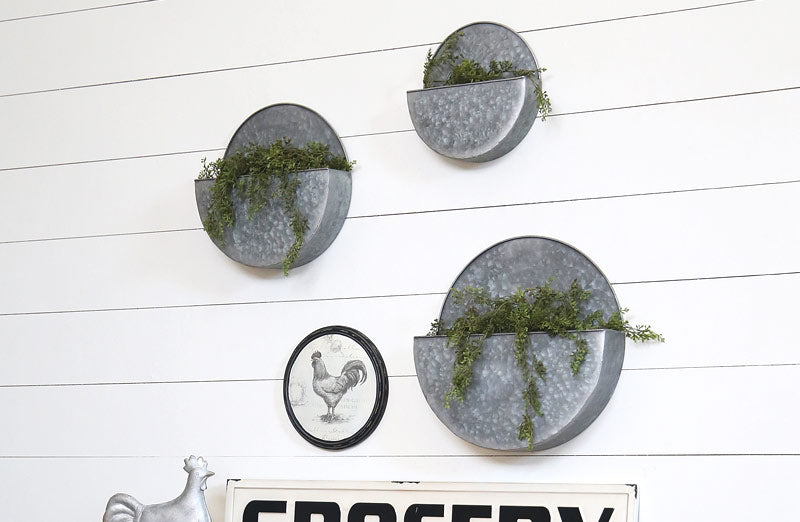 Round Metal Wall Planters  Set of 3