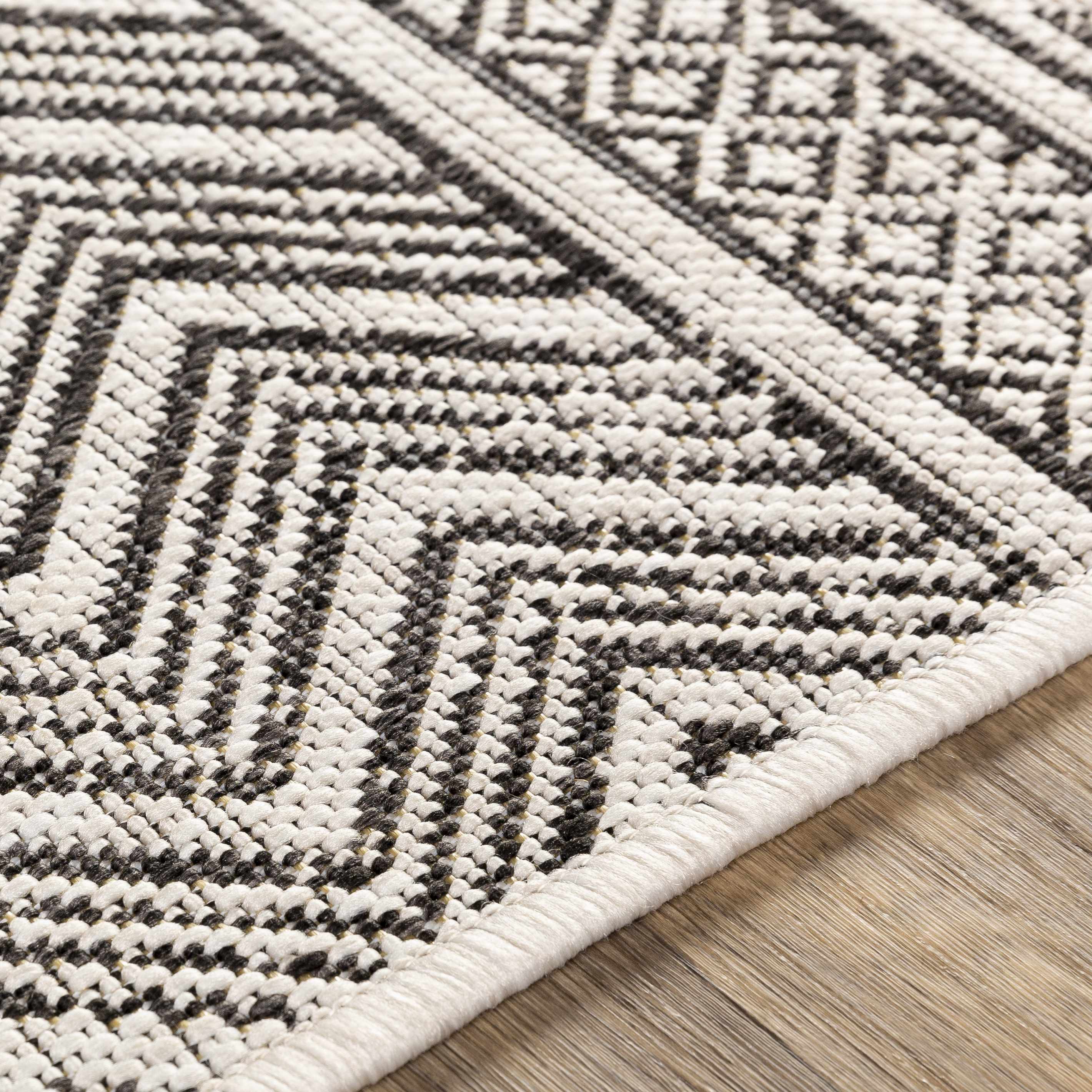 Black & White Outdoor Rug