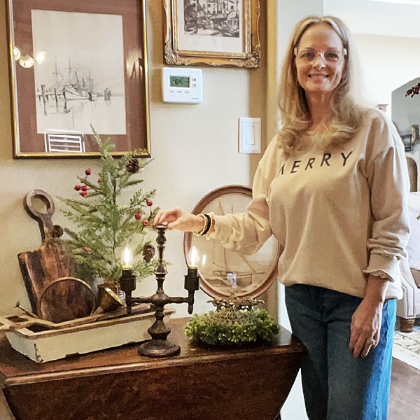 LED Vintage Candelabra Tabletop Lamp