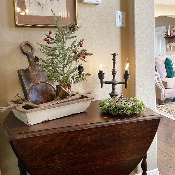 LED Vintage Candelabra Tabletop Lamp