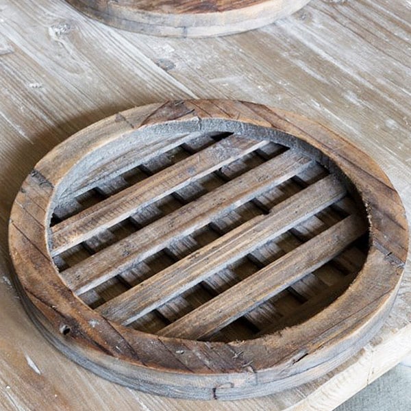 Round Lattice Charger  Set of 2