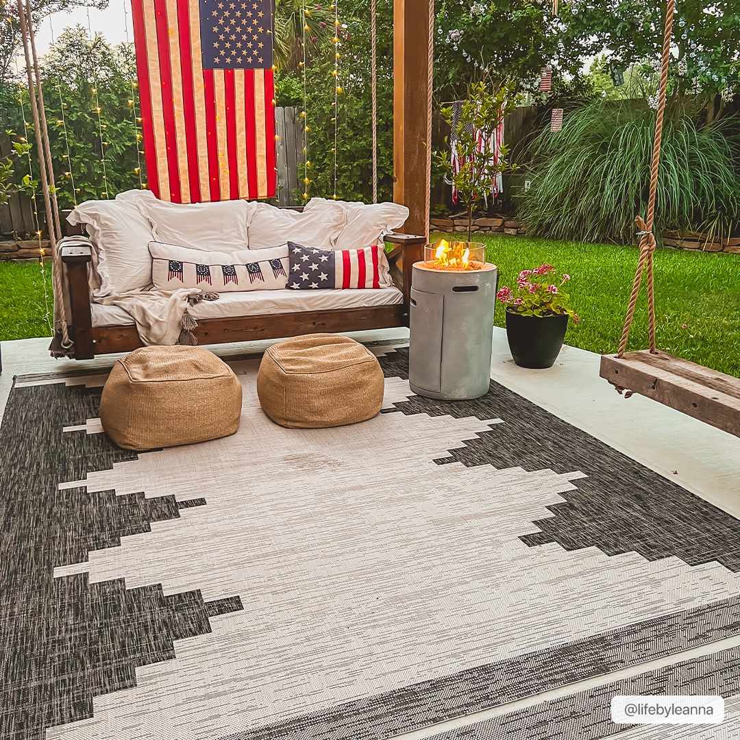 Contemporary Outdoor Rug