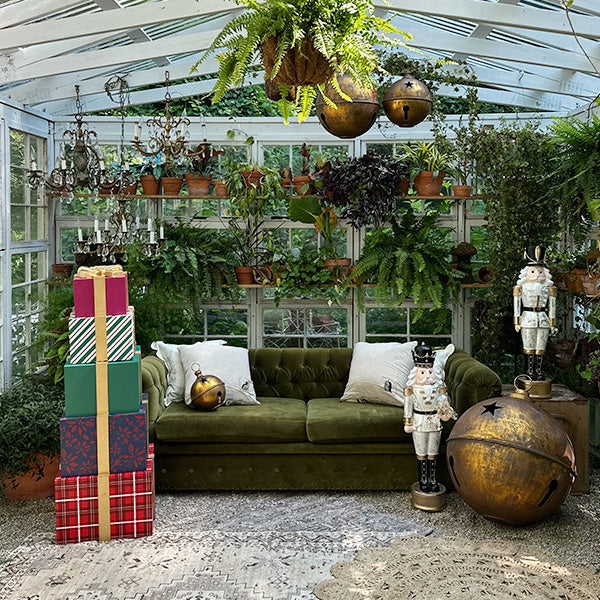 50 Inch Present Stack Topiary