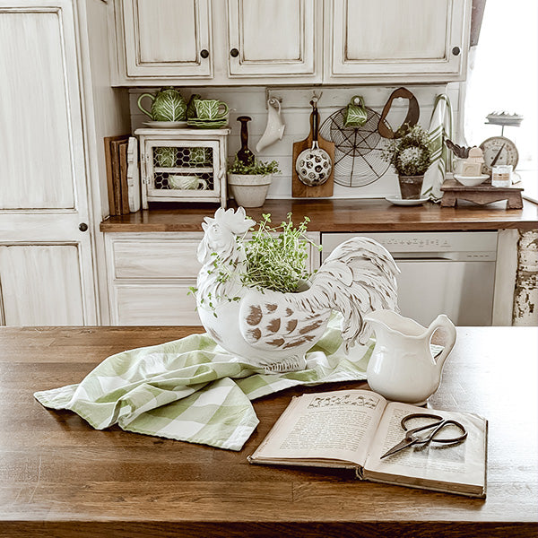 Indoor/Outdoor Distressed Rooster White Planter