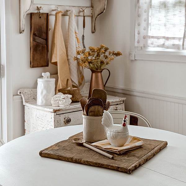 Glossy Ceramic Rooster Container with Lid