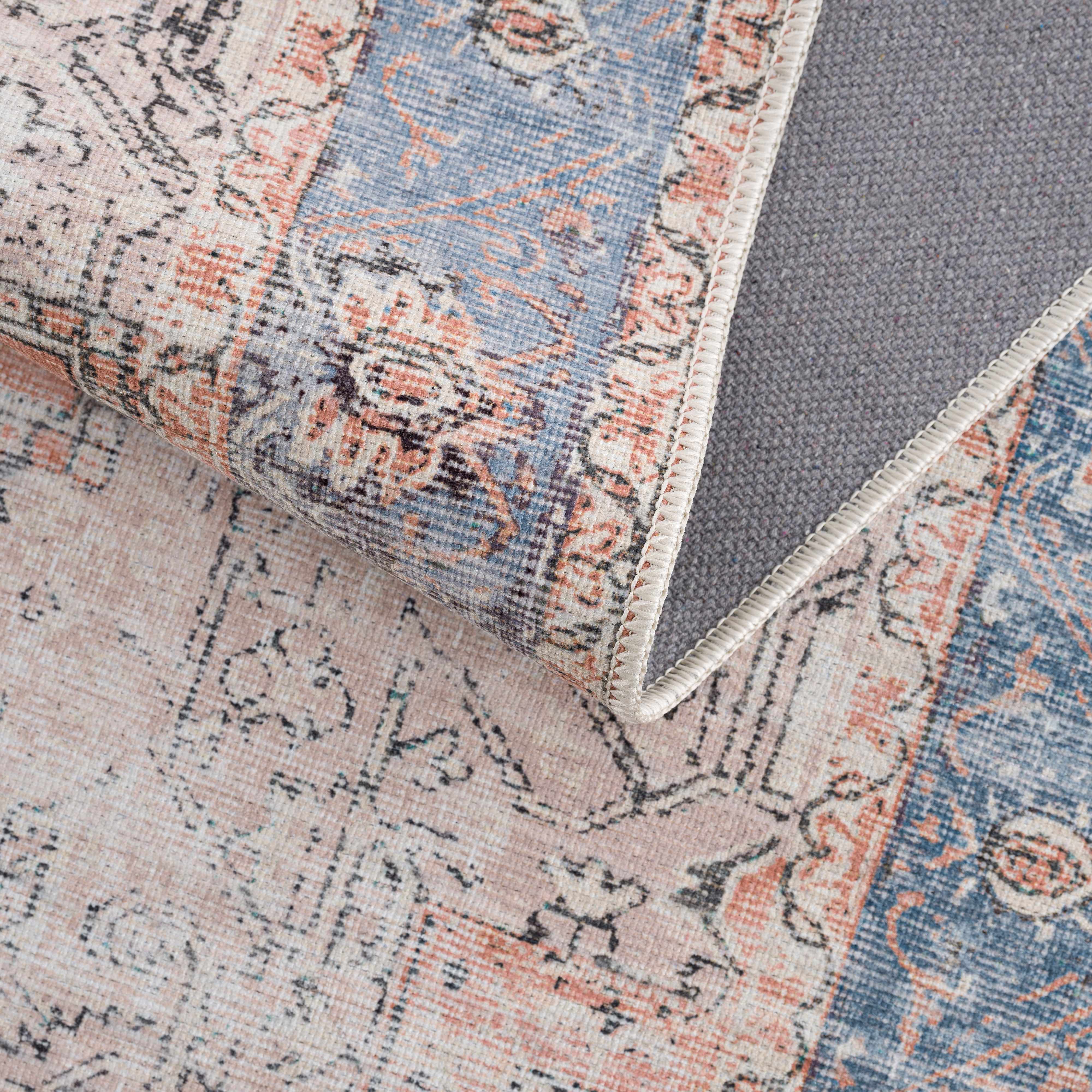 Vintage Inspired Distressed Washable Rug