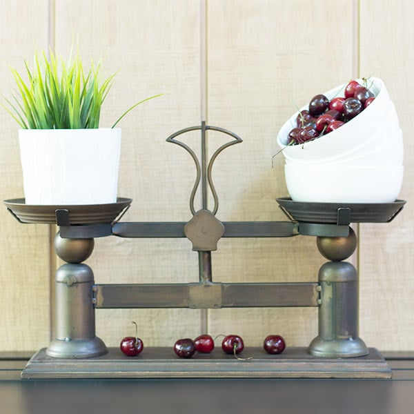 Antiqued Finish Kitchen Scale