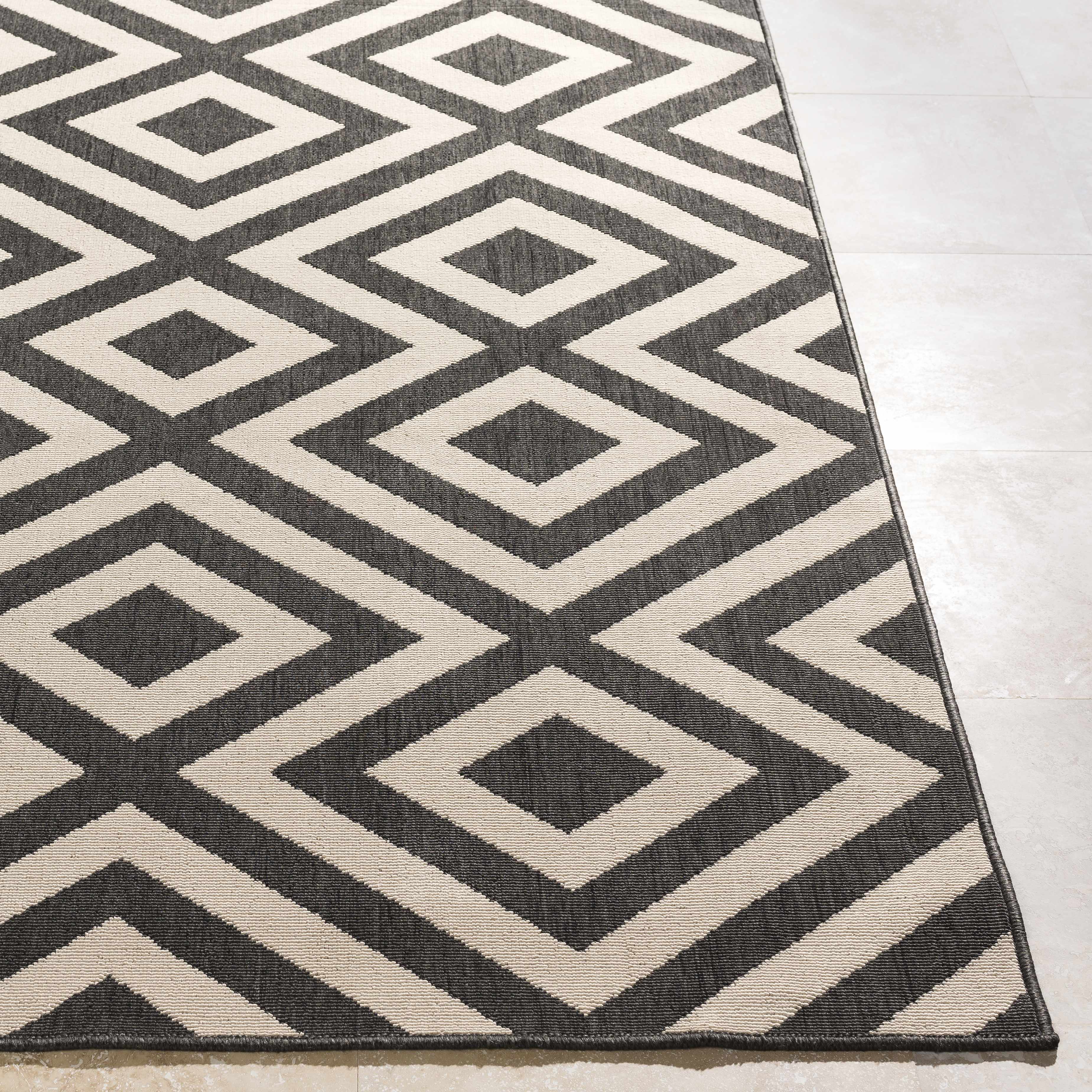 Geometric Outdoor Rug