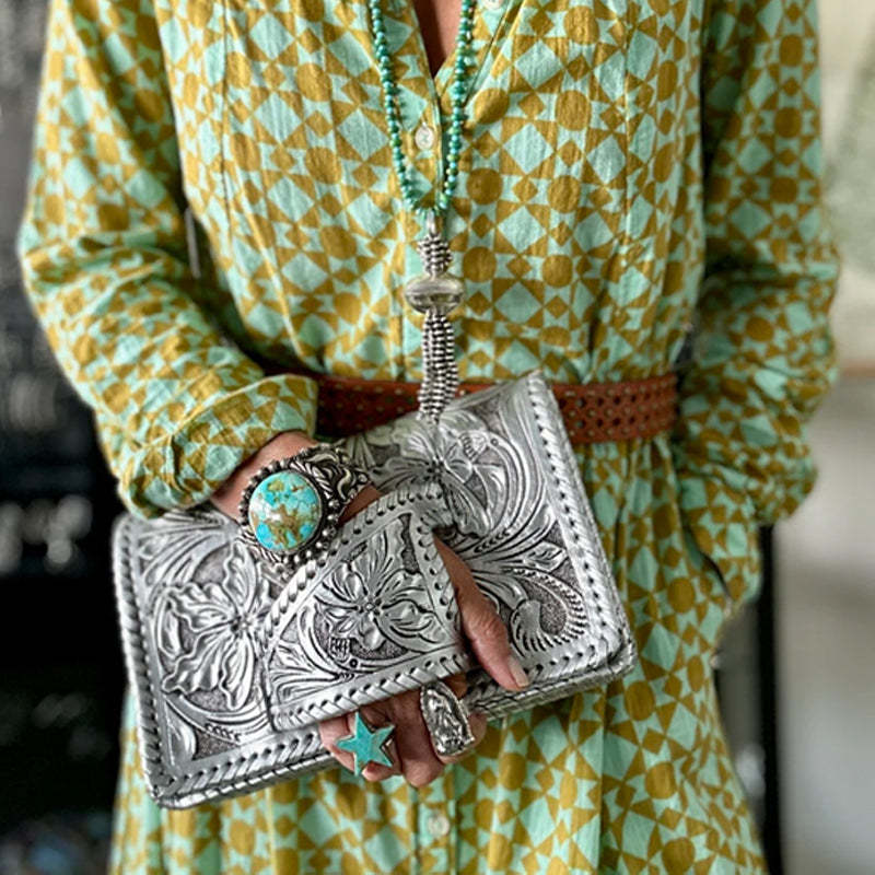 "Silver Flower Dance" Western-Style Clutch