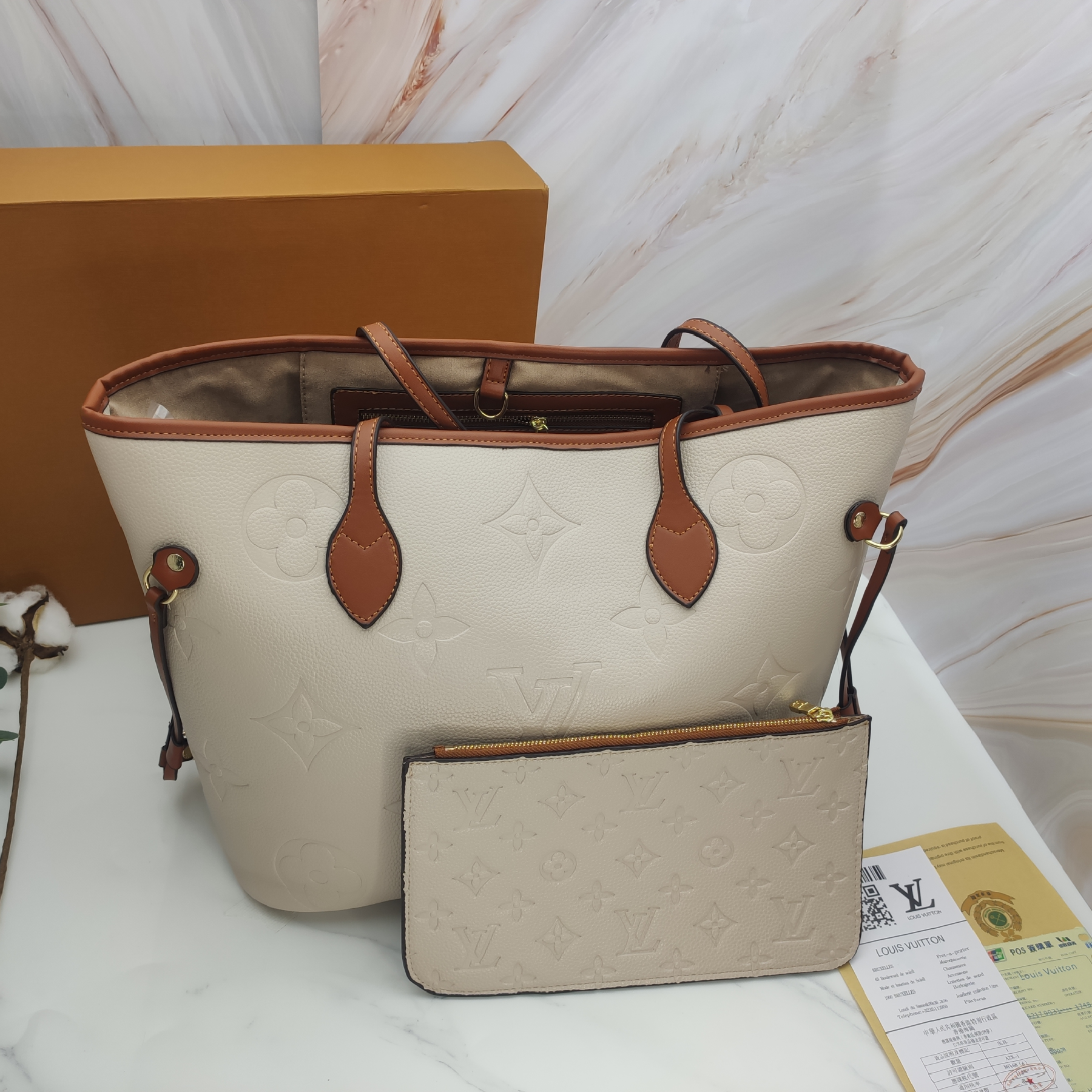 "Satisfaction Guaranteed" - Trendy Hand Bag