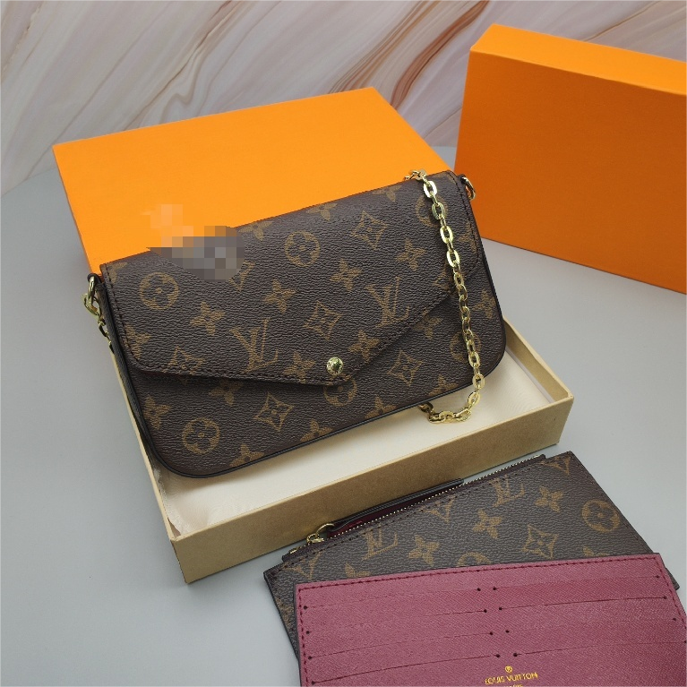 3-in-1 Chain Bag: Chic for Dates & Desk