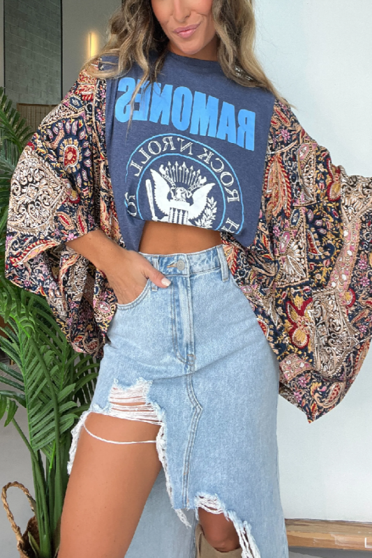 Bluza z motywem Paisley i batwingiem | Oversized, retro-rockowy print | Swobodny kolek