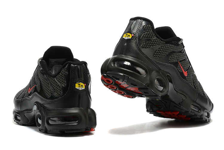 Nike Air Max Plus TN 1 “Bred”