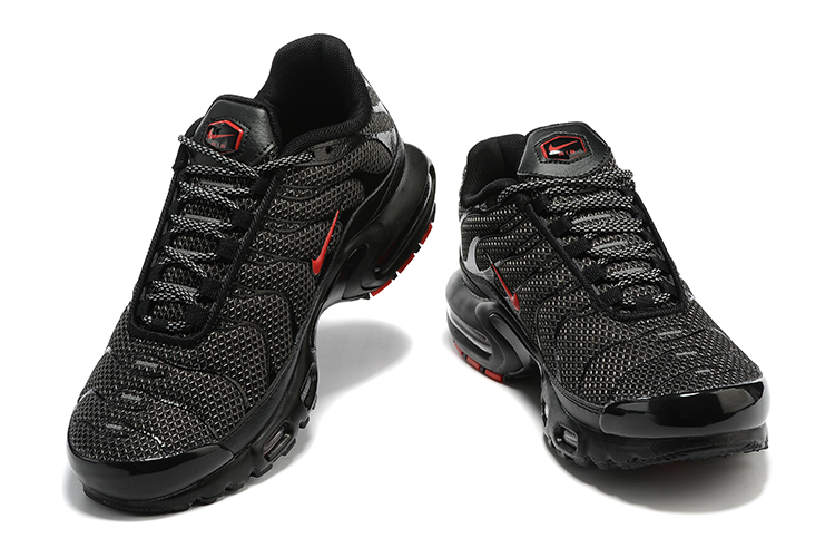 Nike Air Max Plus TN 1 “Bred”