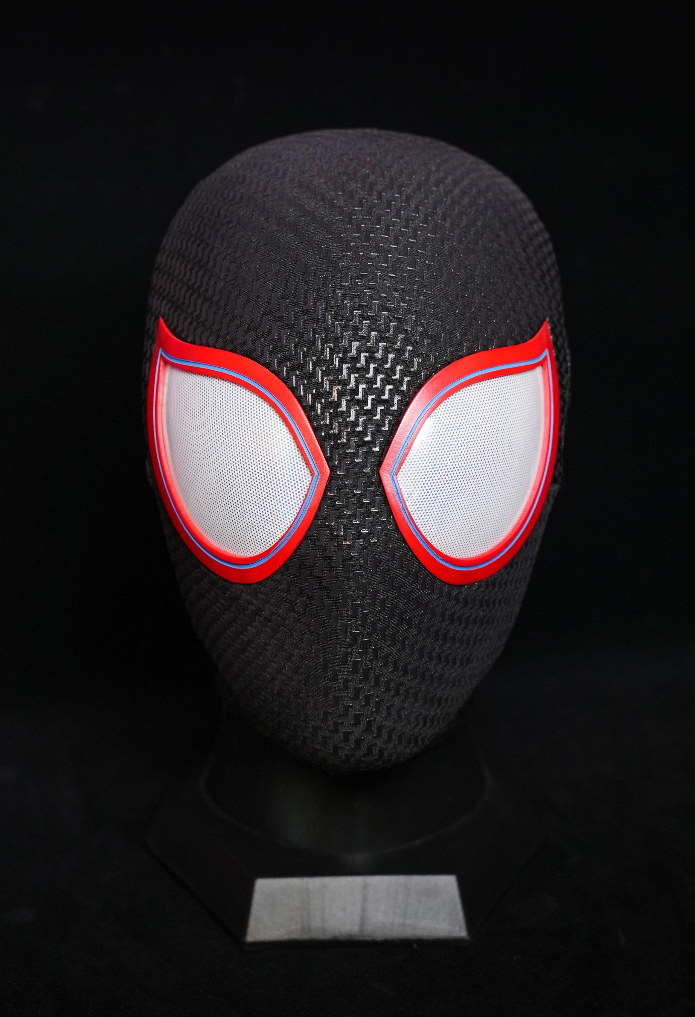 V1 Black-Red Mask With Face Shell (Small Lenses)