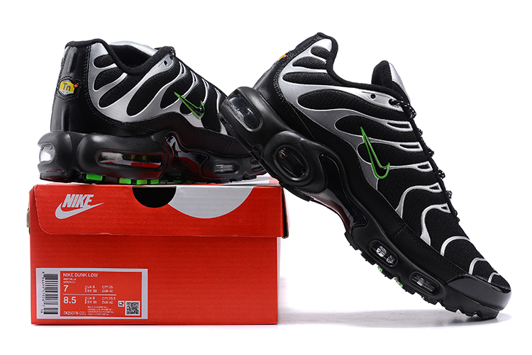 Nike Air Max Plus TN 1 “Phygital Matrix”