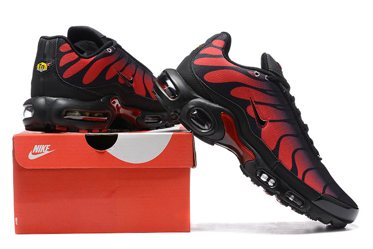 Nike Air Max Plus TN 1 “Bred Reflective”