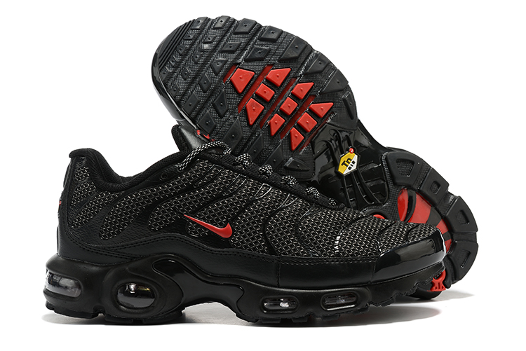 Nike Air Max Plus TN 1 “Bred”