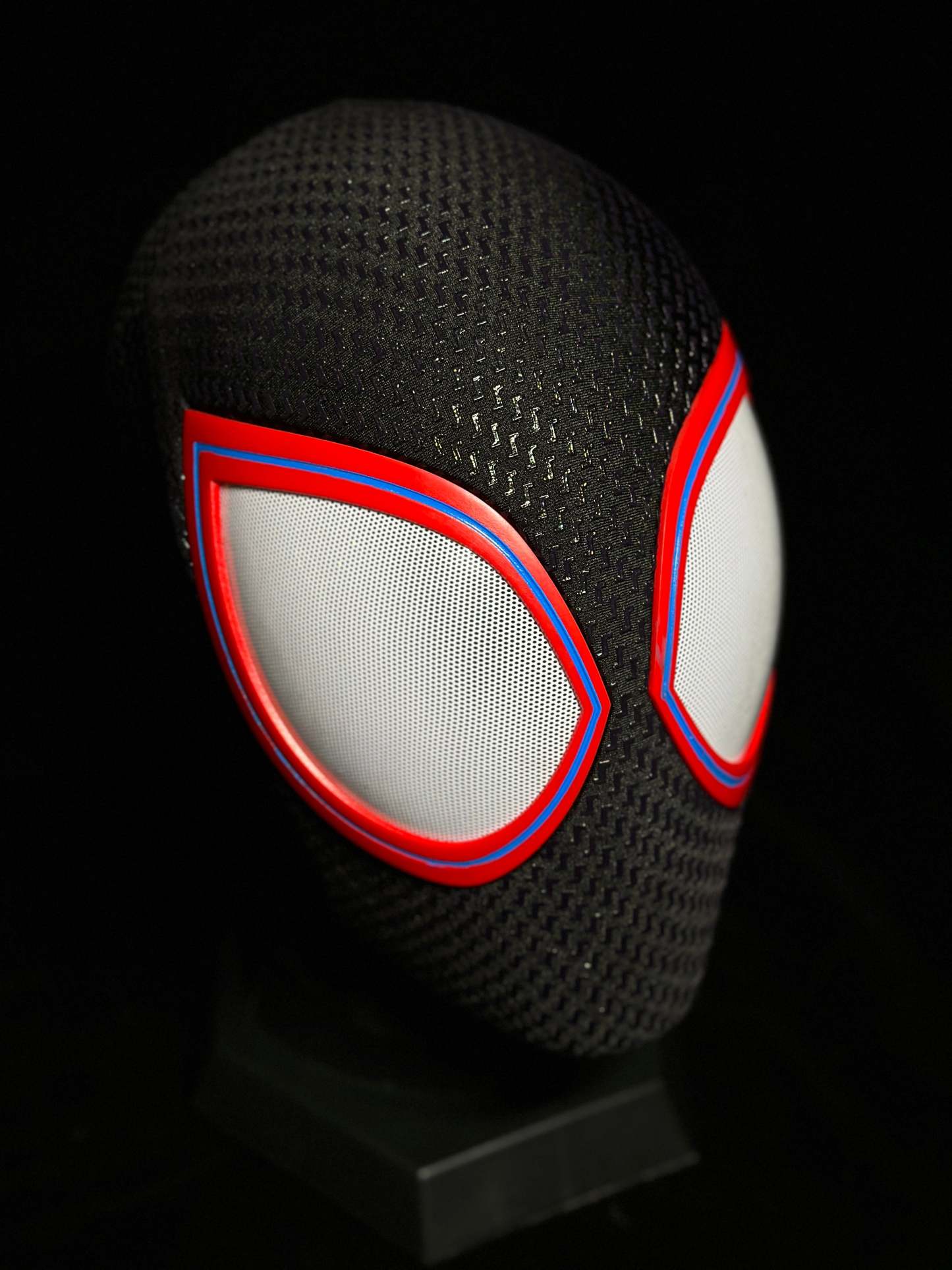 V2  Black-Red Mask With Face Shell  (Big Lenses)