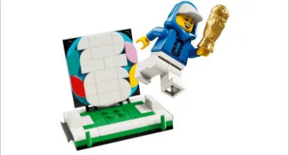 Editions FIFA World Cup Official Trophy Building Set 43020 IN HAND NEW***