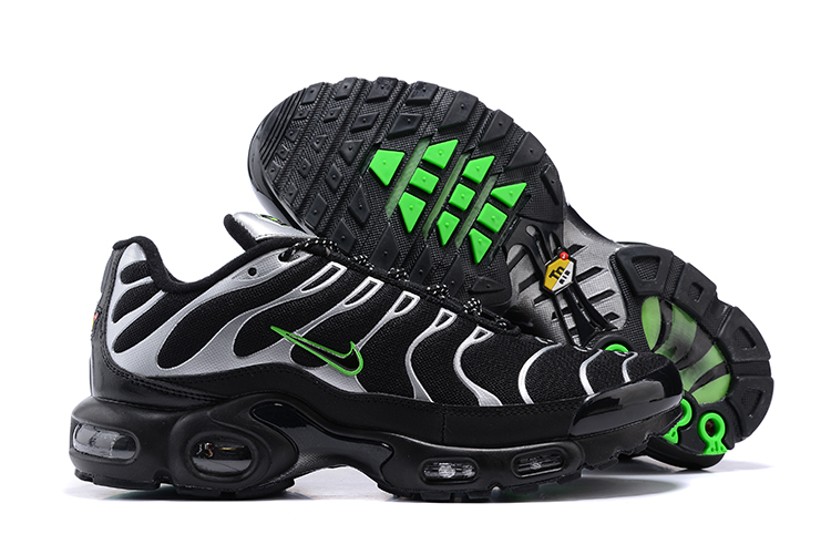 Nike Air Max Plus TN 1 “Phygital Matrix”