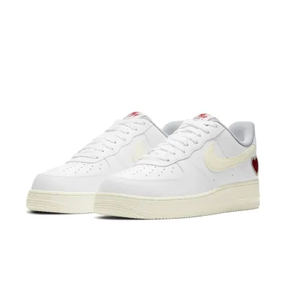 Air Force 1 Low 'Valentine's Day 2021' DD7117-100