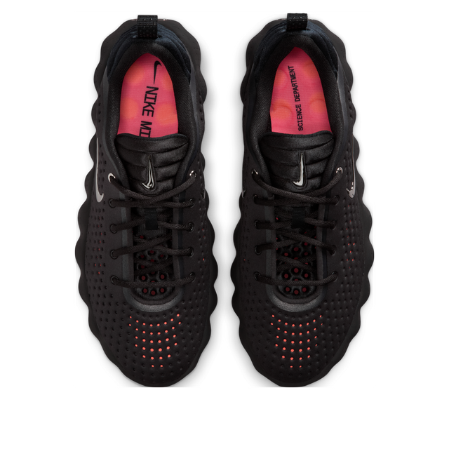 Mind 002 'Black Hyper Crimson'