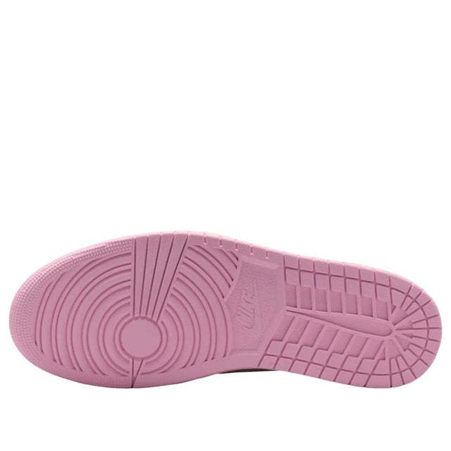 Aithtr Jordthtan 1 Low OG x Travis Scott 'Shy Pink'