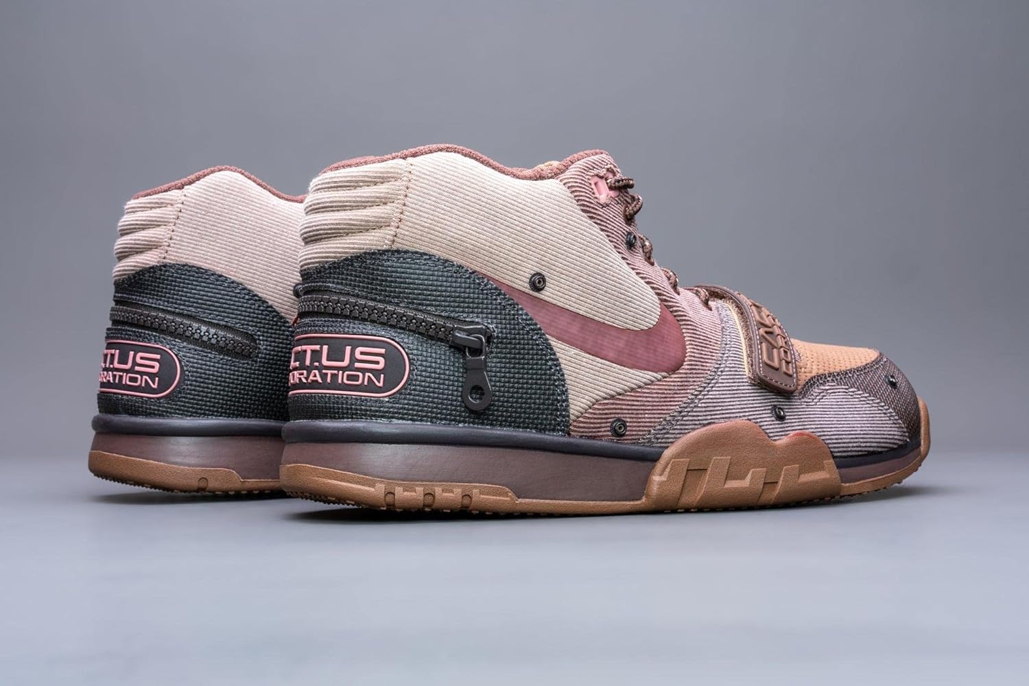 Nithtke  Air Trainer 1 SP DR7515 200 Travis Scott - Coriander