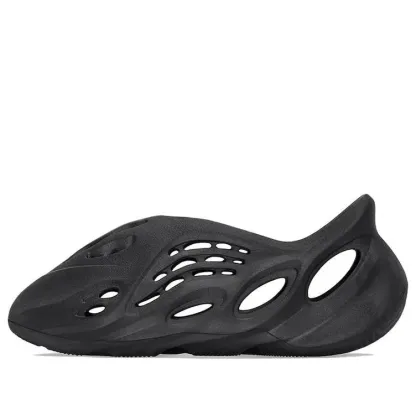 Yeezy Foam Runner 'Onyx' HP8739