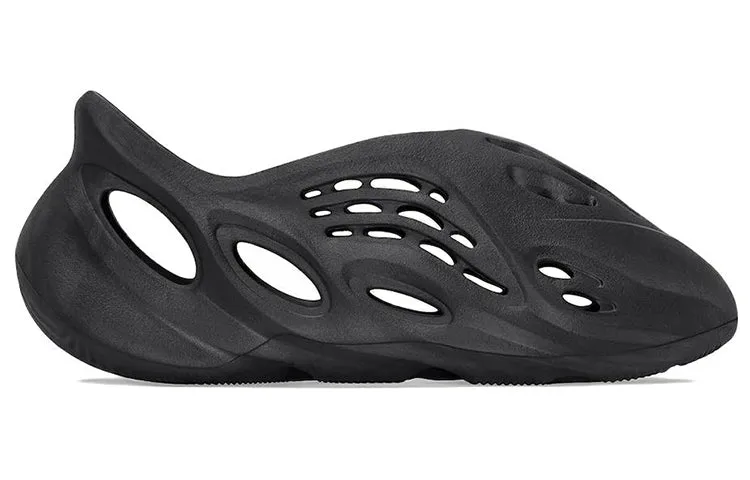 Yeezy Foam Runner 'Onyx' HP8739