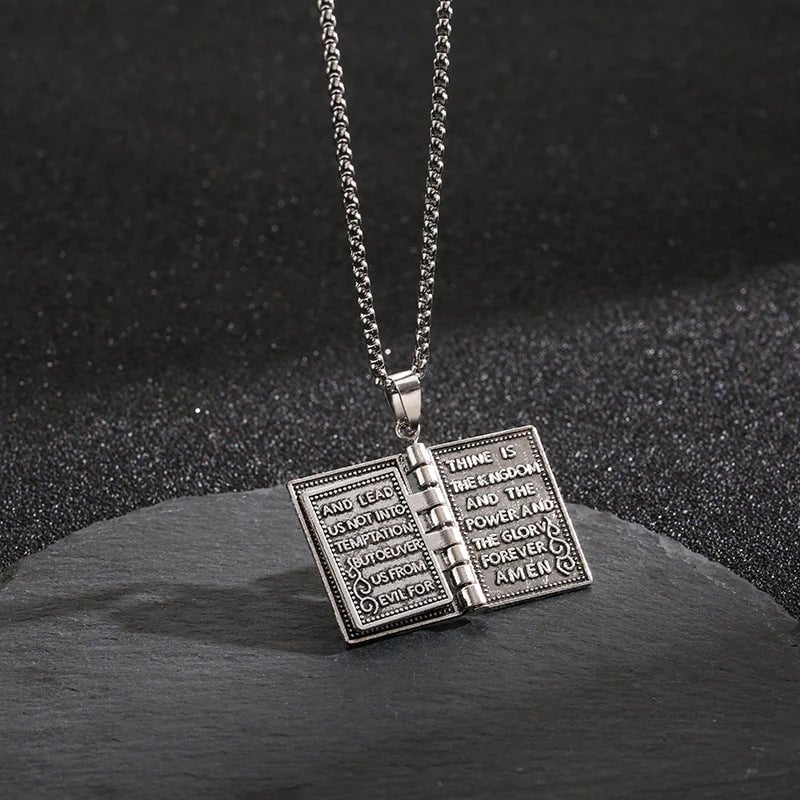 Piccola collana con croce