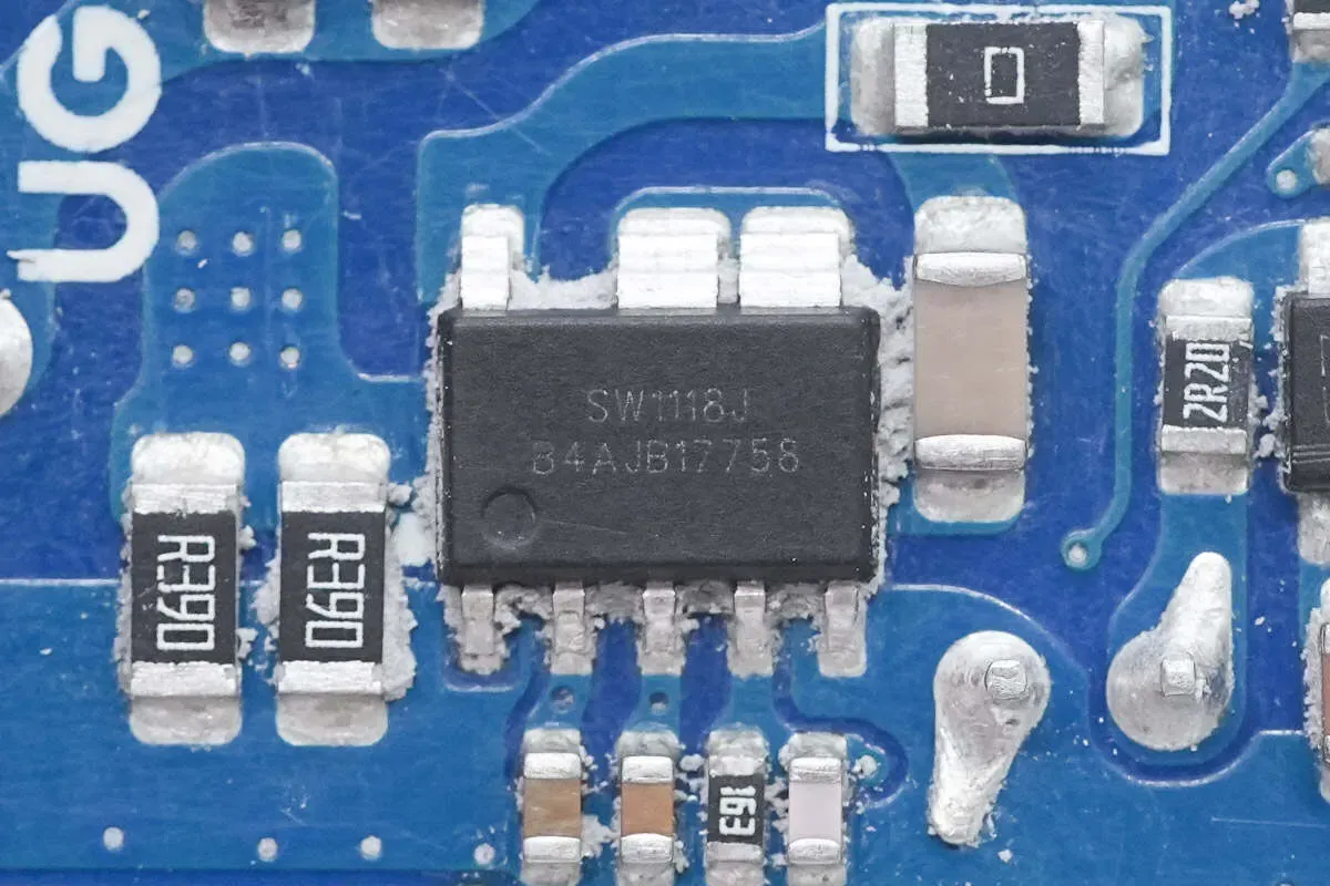 iSmartWare智融科技 SW1118J