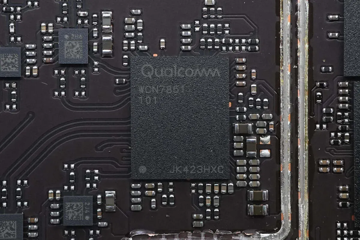 Qualcomm高通 WCN7851