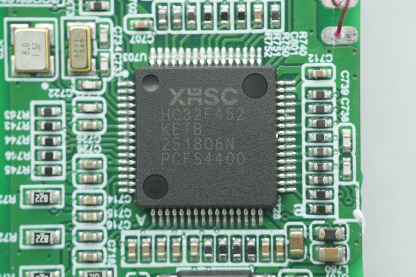 XHSC小华半导体 HC32F452KETB-LQFP64