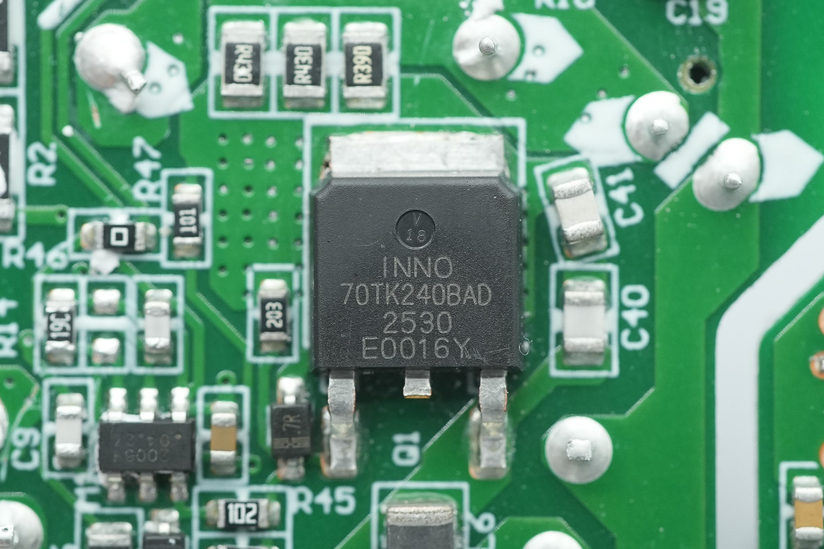 Innoscience英诺赛科 INN700TK240B