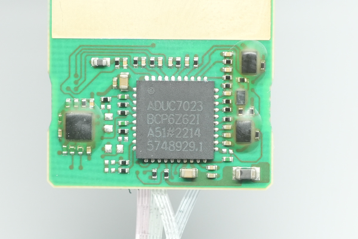 ADI亚德诺 ADUC7023
