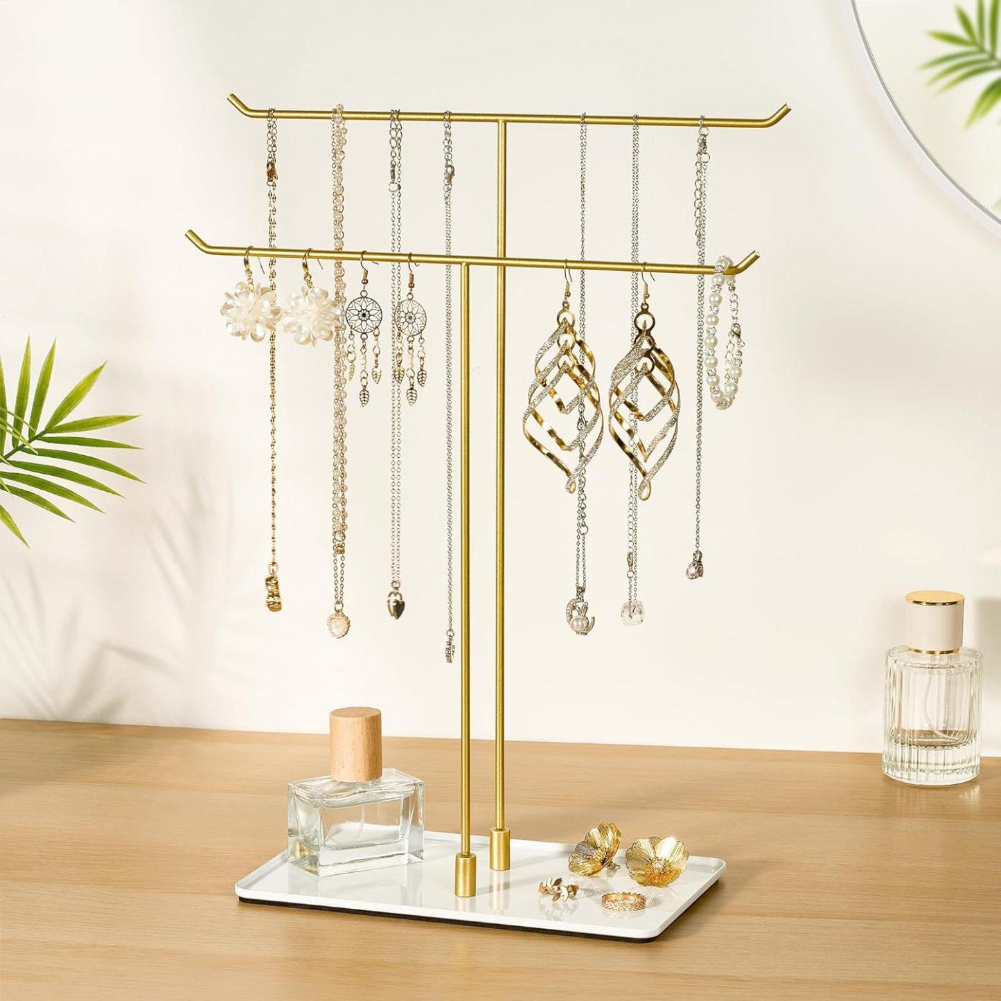 Necklace Stand: Black Metal Necklace Organizer for Home Decor