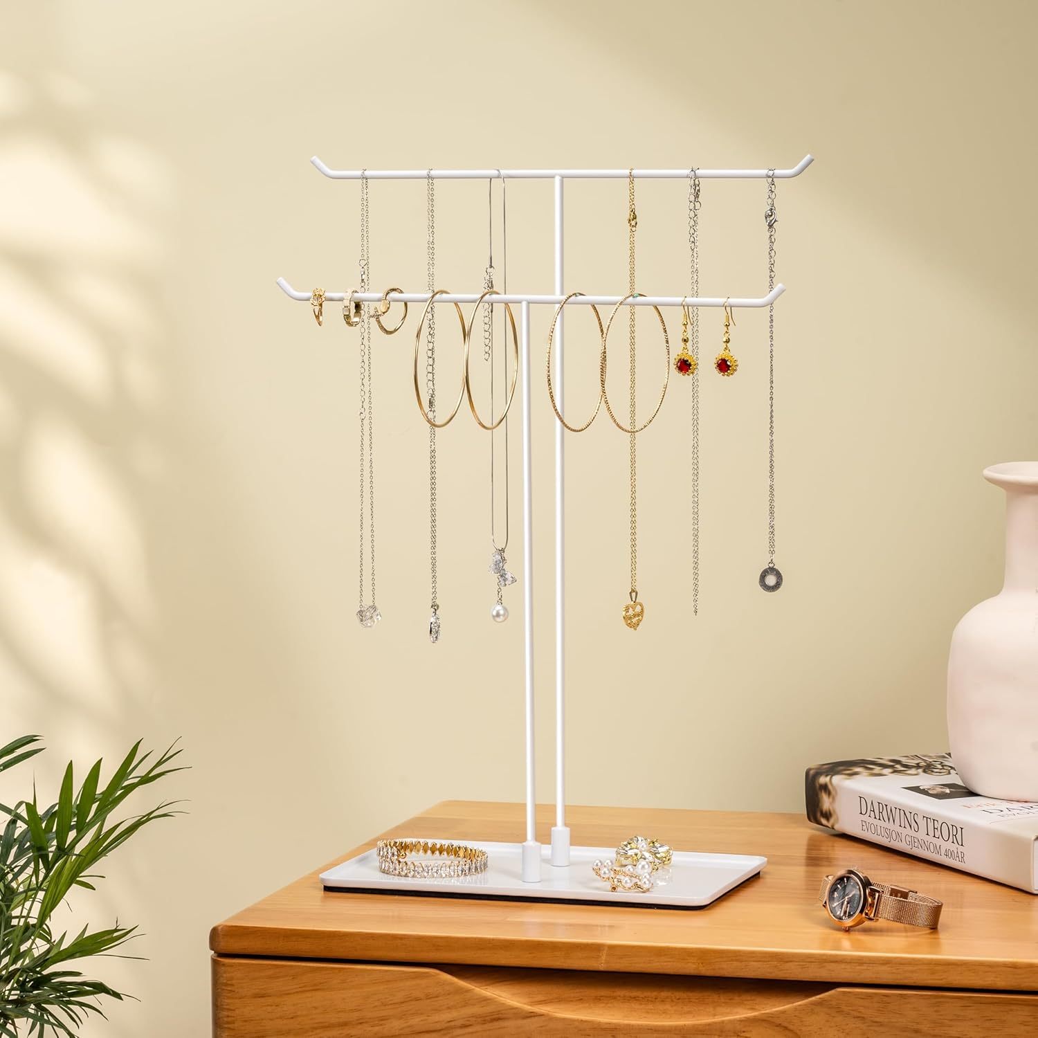Necklace Stand: Black Metal Necklace Organizer for Home Decor