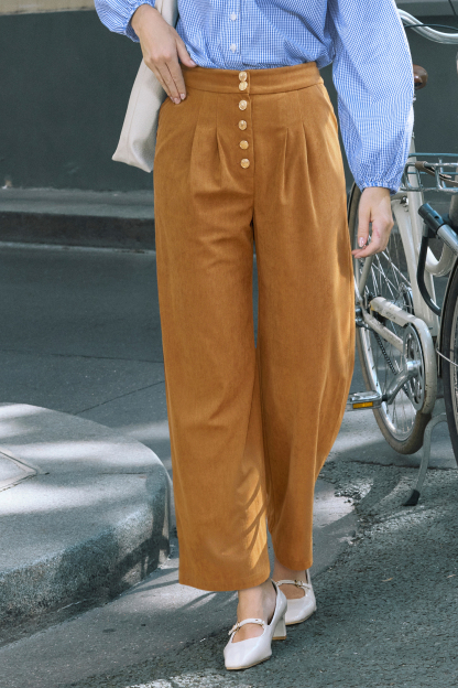 Downtown Moves Khaki Pants