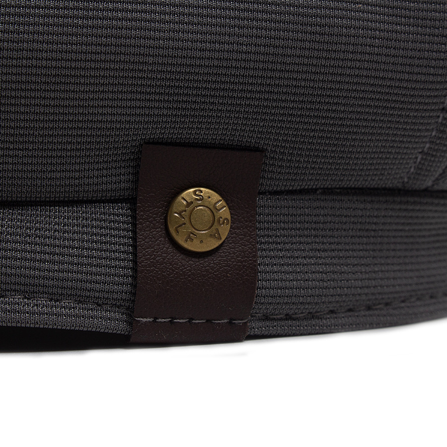 Solid color newsboy cap