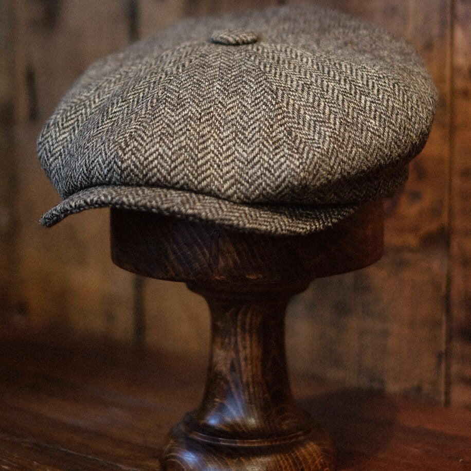 Eight Piece Herringbone Wool Retro Newsboy Cap-Light Brown