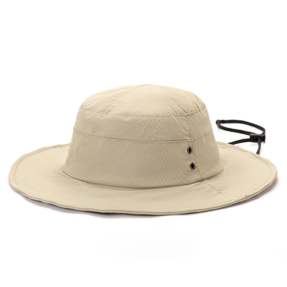 Large brim bucket hat