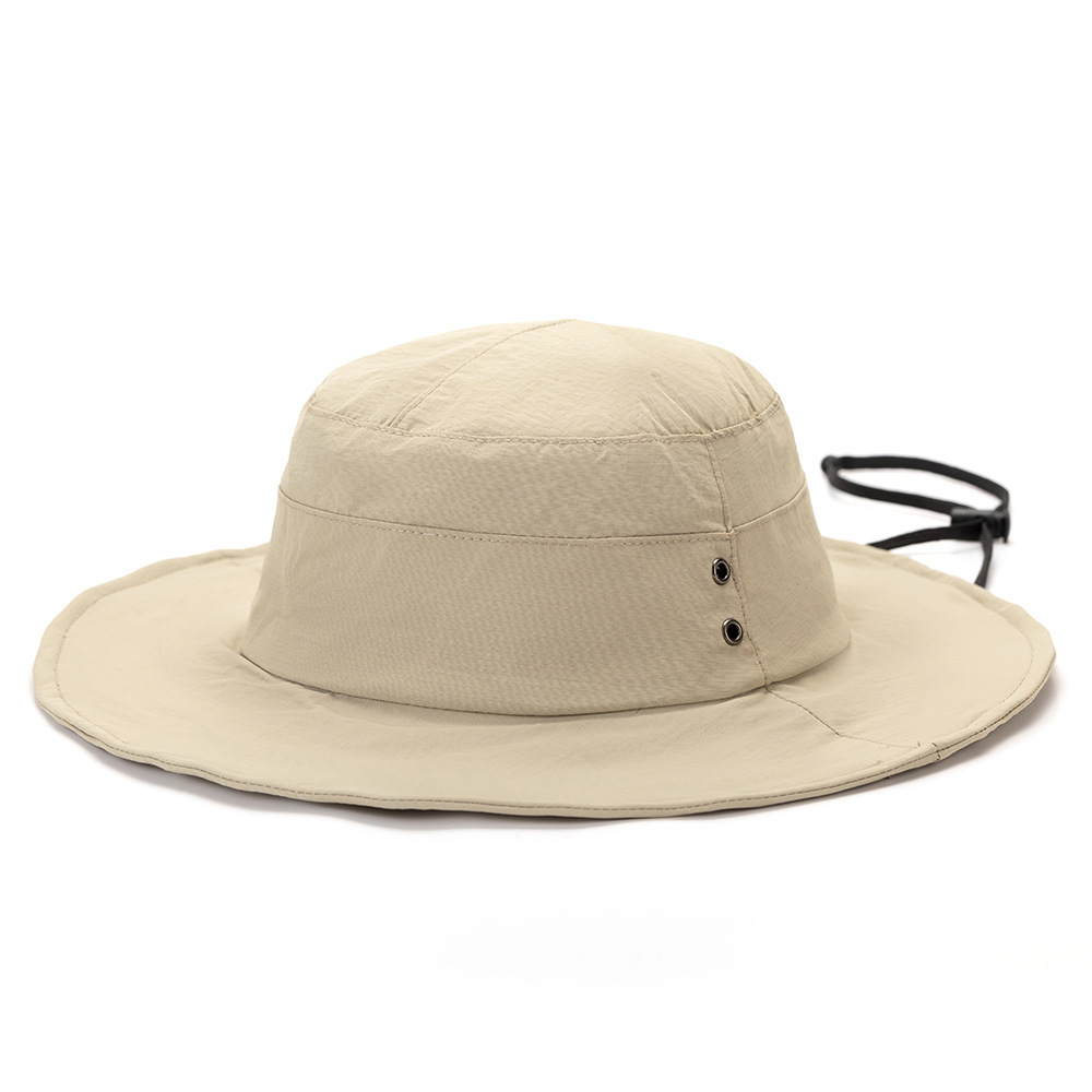 Large brim bucket hat