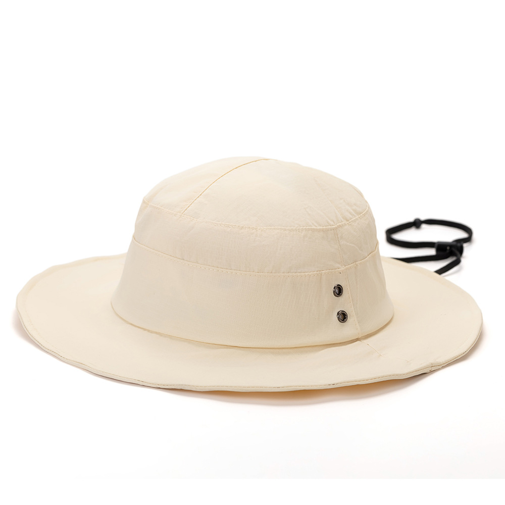Large brim bucket hat